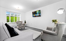 Harmony House 3 Bedroom New Build For Families, Contractors, Black Country Museum Sleeps 6