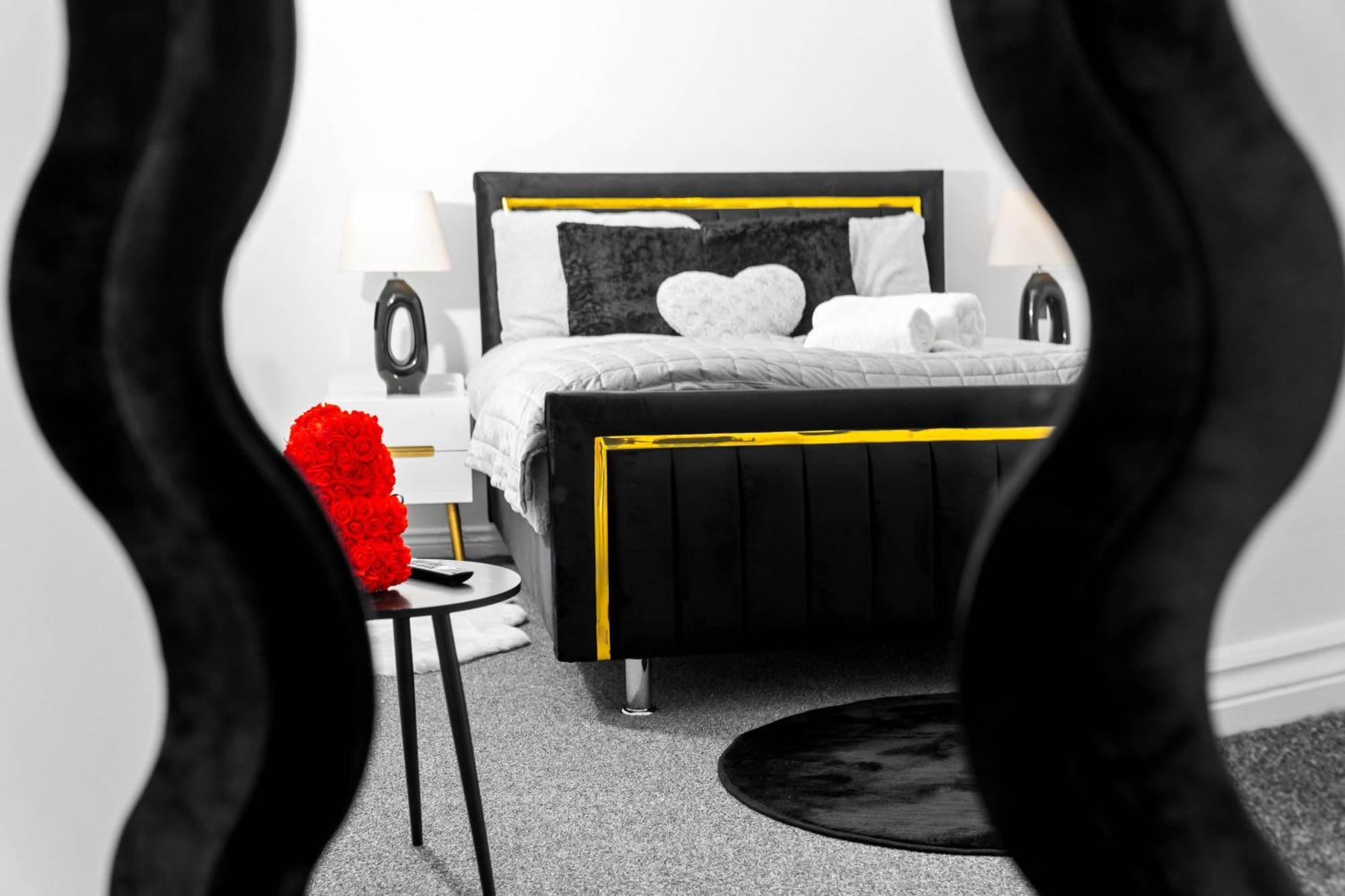 Harmony House 3 Bedroom New Build For Families, Contractors, Black Country Museum Sleeps 6 Tipton Exterior photo